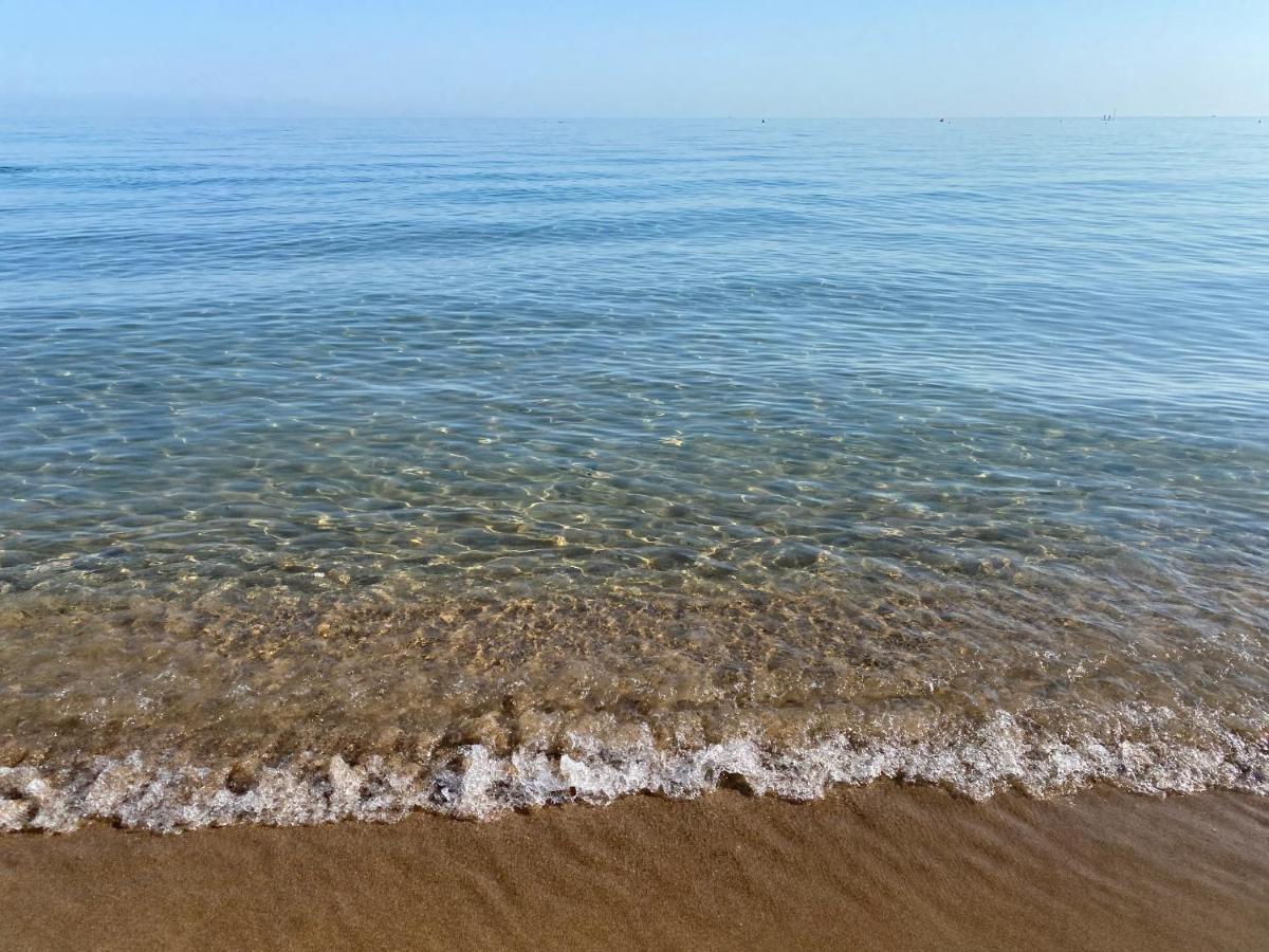 Primera Linea De Playa Julio Y Agosto Min 7 Dias De Lunes A Lunes Denia Exterior photo